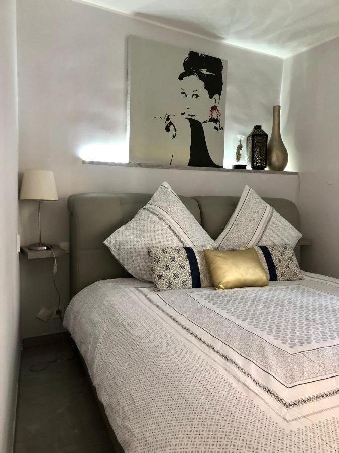 Charming Apartment Near The Beach Вильфранш-сюр-Мер Экстерьер фото